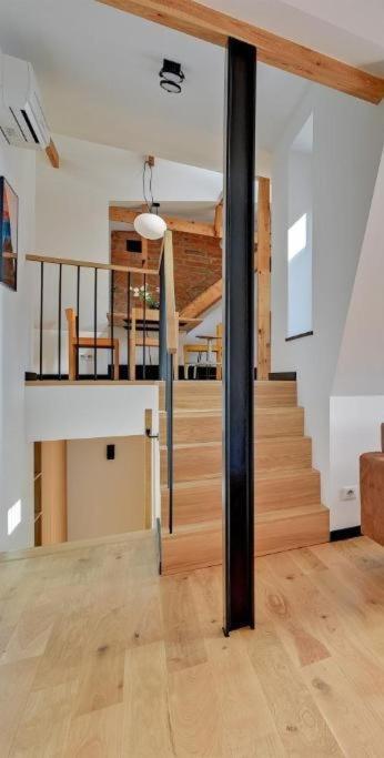 3-Level Apartment With A View Of St Mary'S Basilica By Downtown Apartments Gdańsk Exterior foto